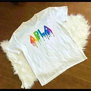 Rainbow? Pride? V-neck with APLA acronym Mens XL
